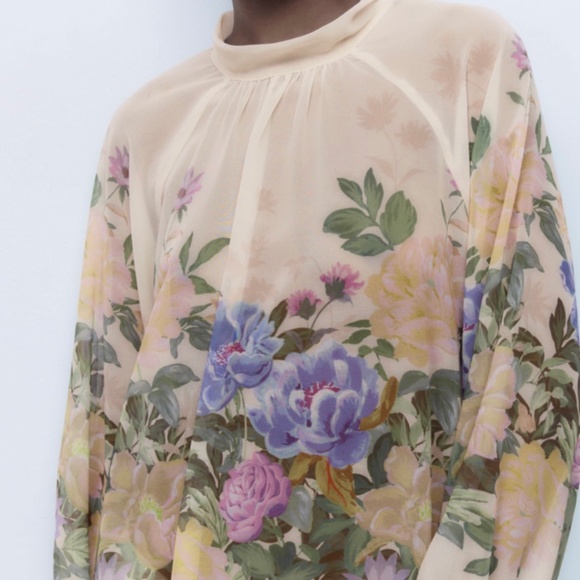 BLOUSE - Picture 1 of 4